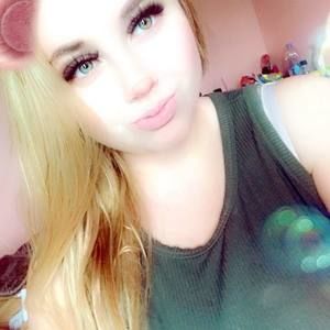 Meet your Posher, Amela